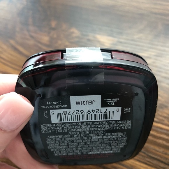 L'OREAL Infallible 24H Foundation In A Powder 125 - Picture 5 of 6